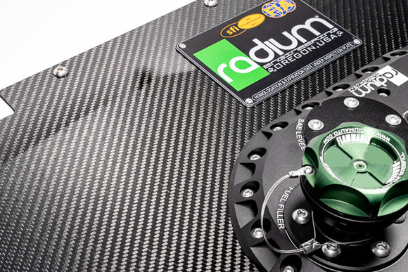Radium Engineering ドライカーボンファイバー フューエルセルリッド（燃料セル蓋）