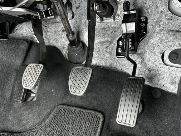 KAZAMA Accelerator Pedal Spacer – Toyota 86 ZN6 / GR86 ZN8 / Subaru BRZ ZC6 / ZD8 – image 2