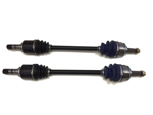 参考画像：別年式：2004–2007 WRX／2004 STI用フロントドライブシャフト左右。販売商品は2008–2015 WRX／2006–2009 Legacy Spec B向けです。接続部・全長・左右差は写真と異なる場合があります。 左右の長さ・形状や写真の部品点数は、販売商品の左右構成・販売単位・同梱数を示しません。