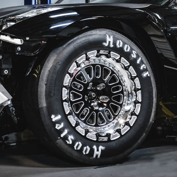 T1 Race Development GT1R 17×10 カーボン フロント ドラッグパック（Belak ホイール＋カーボンブレーキ）R35 GT-R【競技専用】