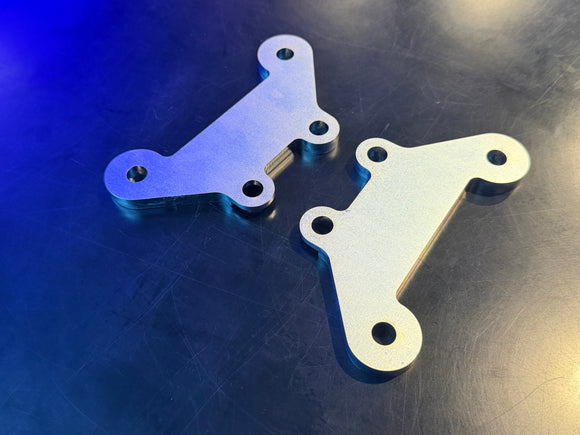 KAZAMA Rear Twin Caliper Bracket – Toyota Mark II / Chaser / Cresta JZX100 Tourer V – image 3