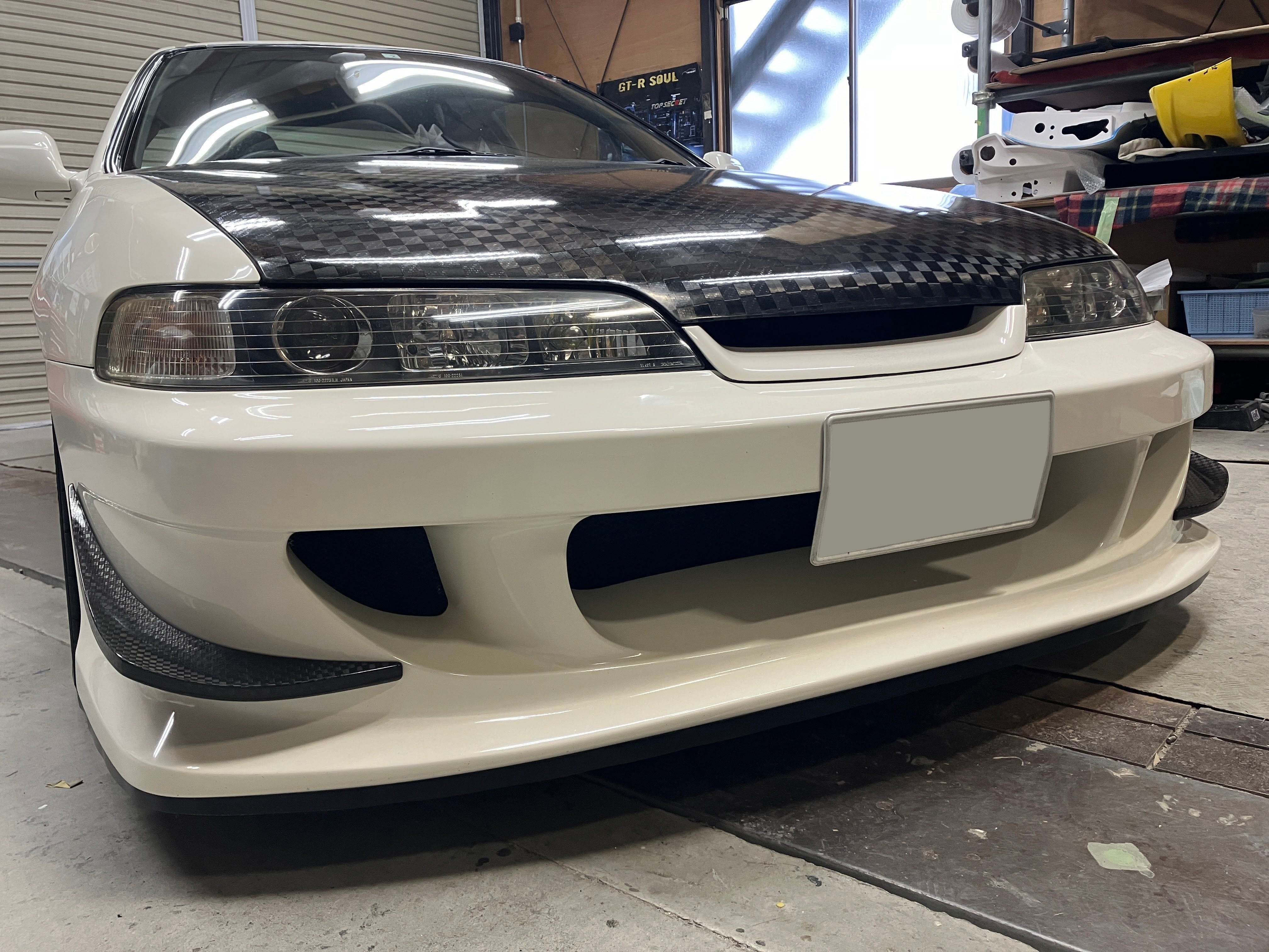 Front Canards for Honda Integra DC2 / DB8 | FRP & Dry Carbon