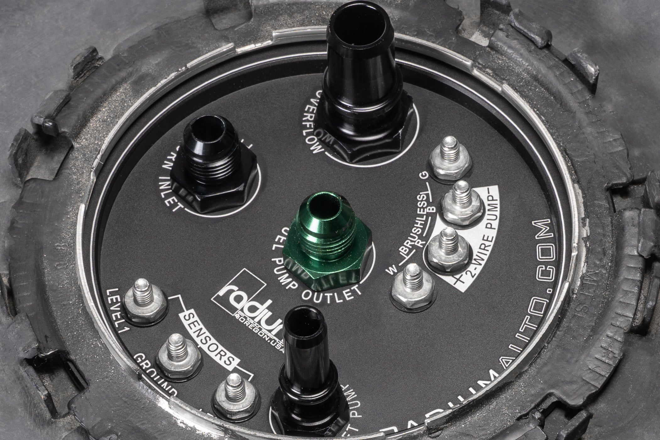 Radium Engineering フューエルサージタンク Audi R8/Huracan用
