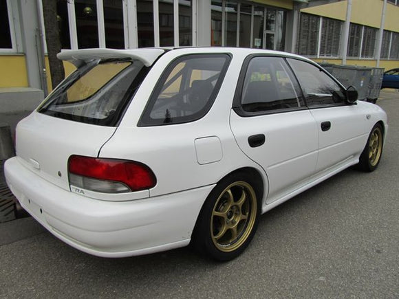 ポリカーボネート 右リアクォーターウインドウ｜スバル Impreza GF Wagon