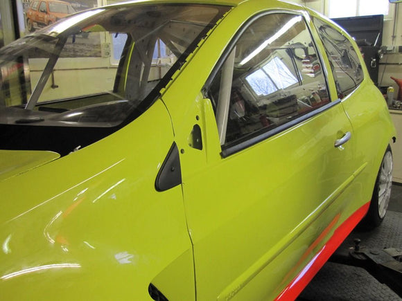ポリカーボネート 左フロントドアウインドウ｜Renault Clio Mk3 - 3dr Hatchback